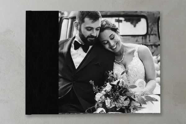 Feature Photo Premium Leather Wedding Album