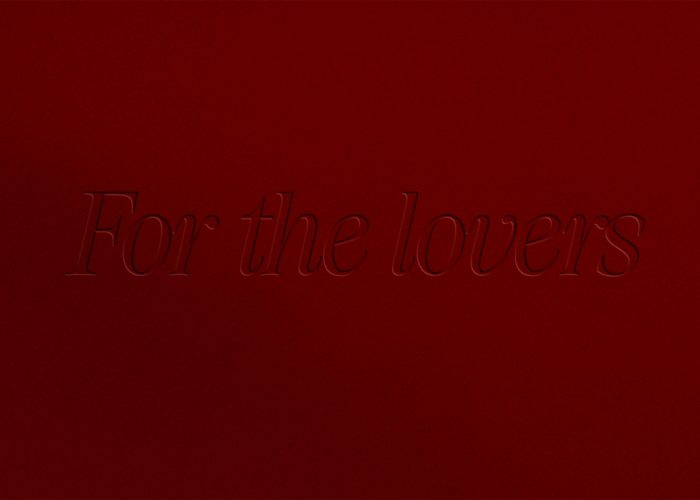 For the lovers + memory makers, wedding photo albums with modern covers and aesthetically beautiful colours for your greatest memories.
